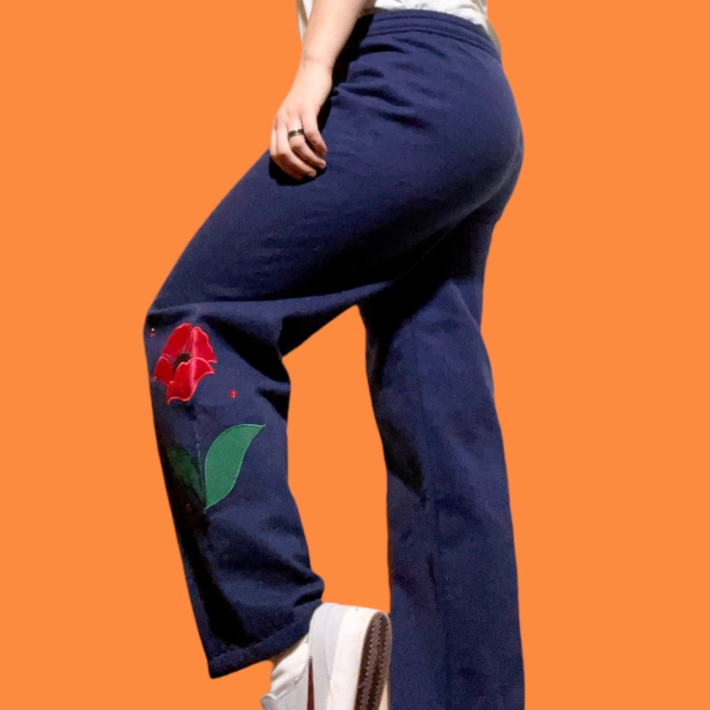 Rare Vintage 90s Embroidered Rose Sweatpants